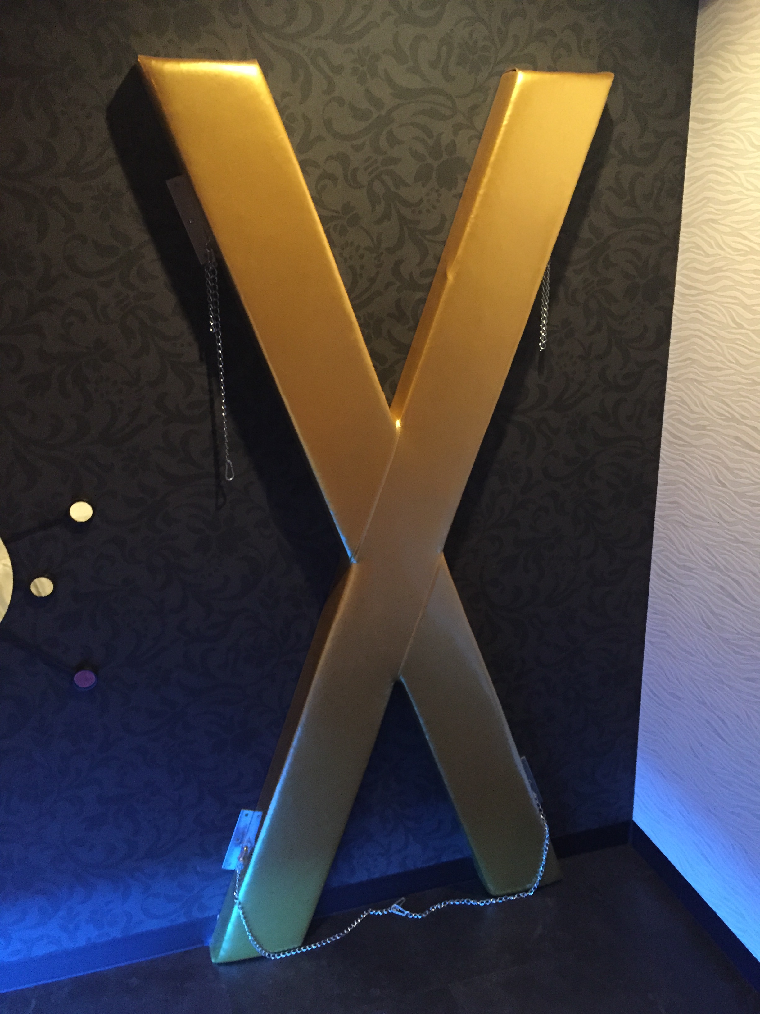 日本風俗情報介紹:4月紀念日~椅子之日（椅子の日）～-新聞-PLAYNO.1玩樂達人討論區